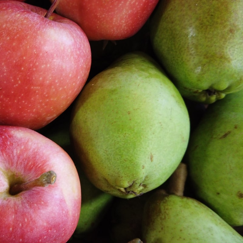 Frisk frugt, æbler og pærer